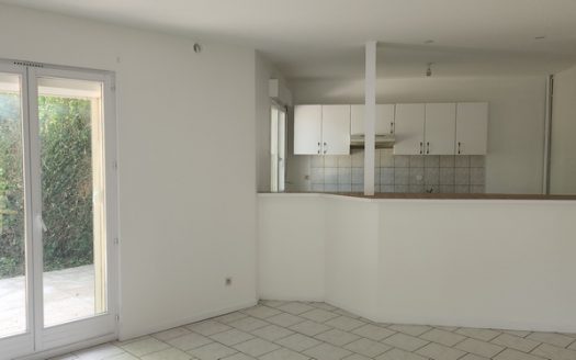 F3 avec jardin et garage