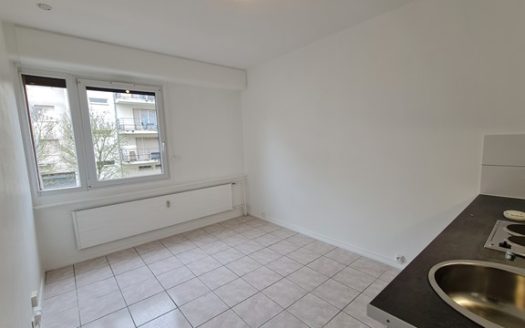 Studio proche Artem / transports