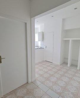 F1 proche Campus ARTEM &  – charges comprises